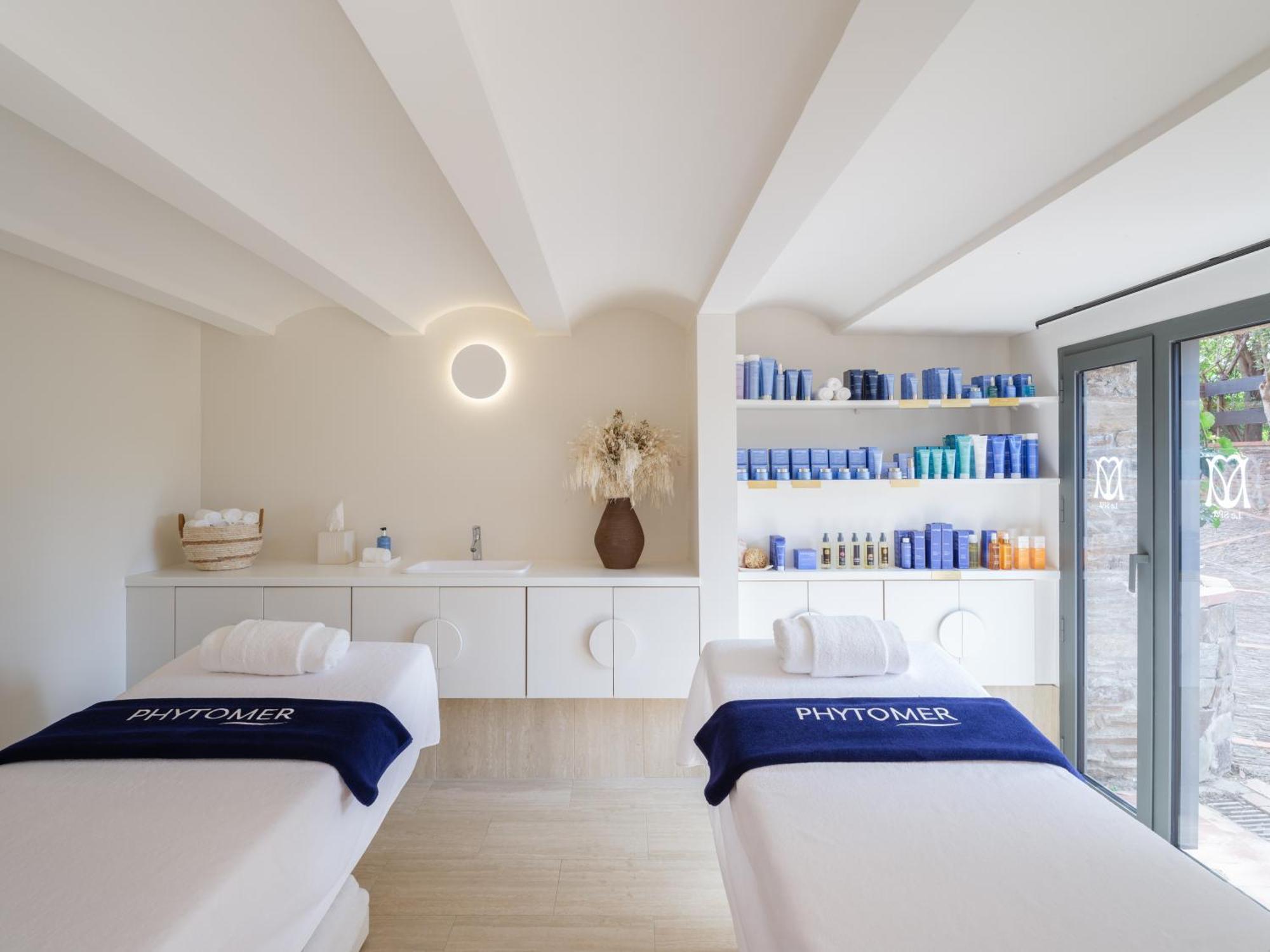 Maison Nova - Boutique Hotel & Spa كولِيورْ المظهر الخارجي الصورة